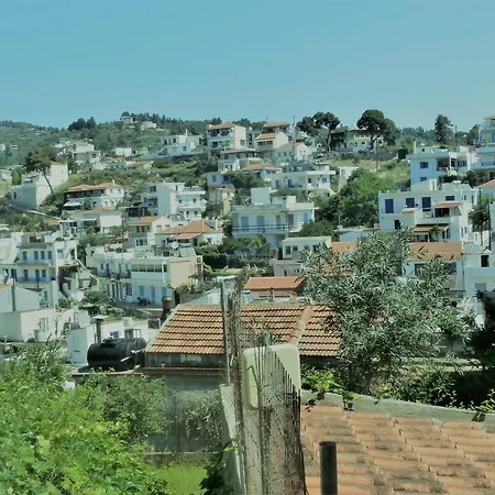 Haravgi מלון פטיטיריון